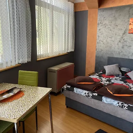 Aischa アパート Nova Varoš